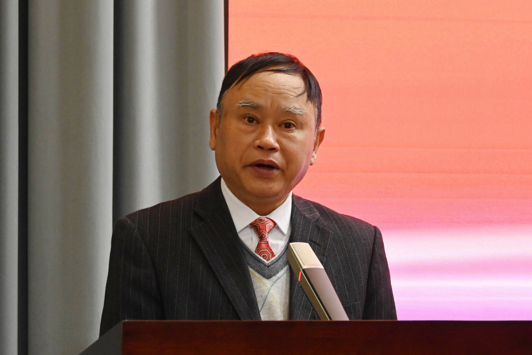 图文内江师范学院召开第五届教代会暨工代会第三次会议